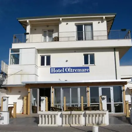 ホテル Oltremare 2*