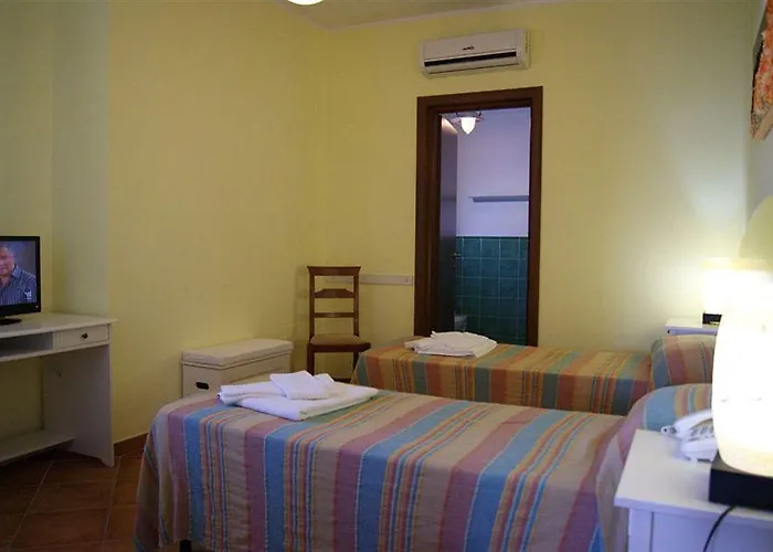 Oltremare Ξενοδοχείο Φιουμιτσίνο